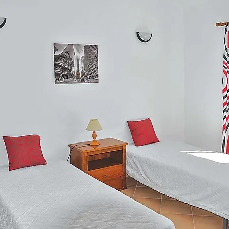 Sleeps 6 Wifi Estibeira